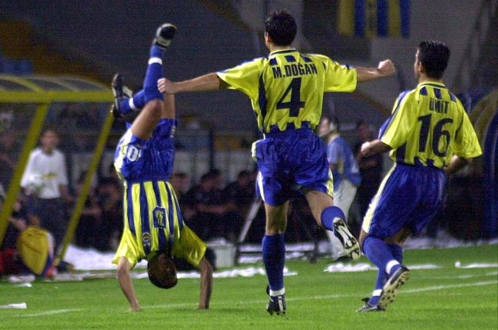 Fenerbahçe en son ne zaman Şampiyonlar Ligi'ne gitti? Fenerbahçe'nin tur atlaması için Benfica'yı elemesi bekleniyor! - 1. Resim