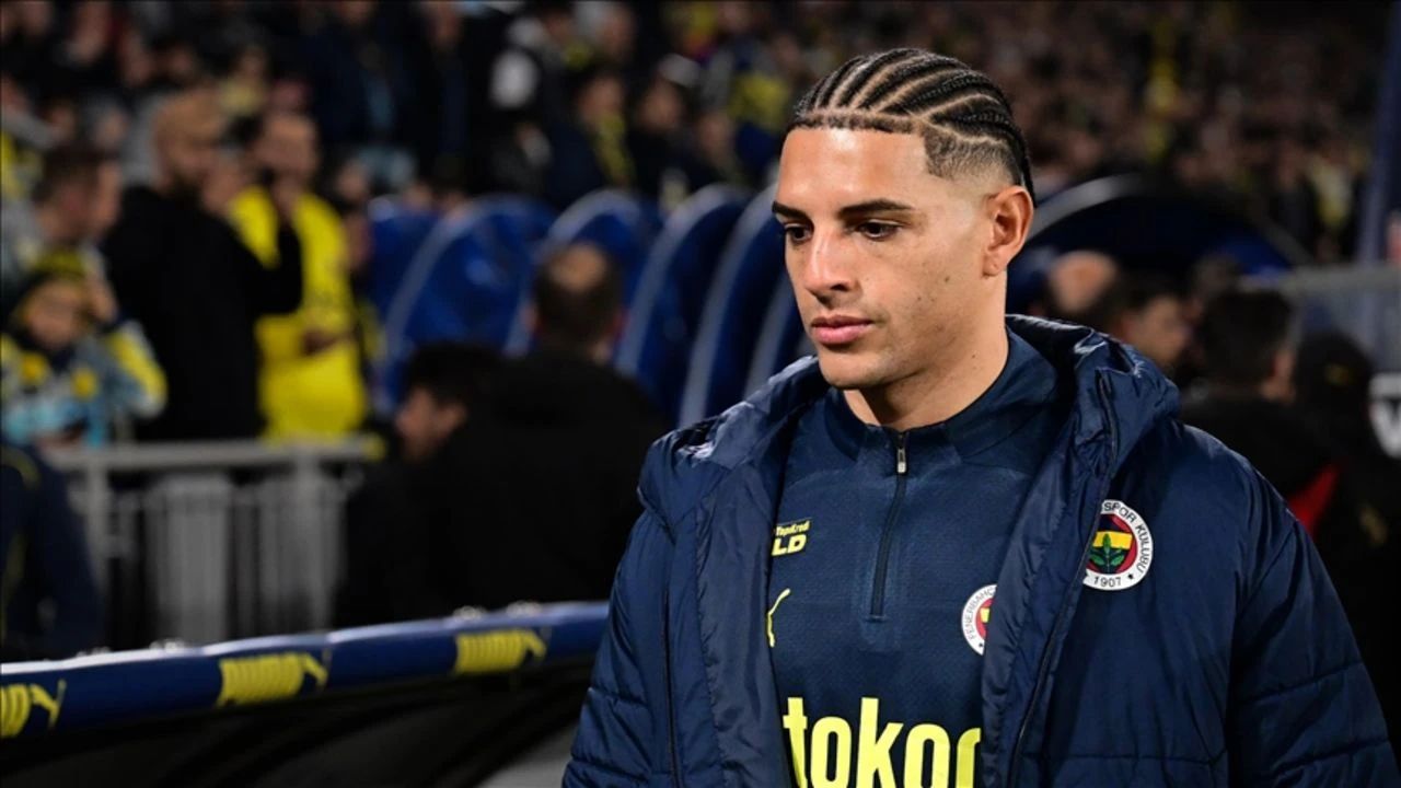 Fenerbahçe'den Diego Carlos'a Veda Fenerbahçe'den Diego Carlos'a Veda