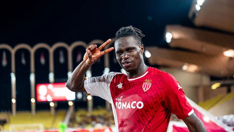 Galatasaray, Wilfried Singo'yu KAP'a bildirdi! - 1. Resim