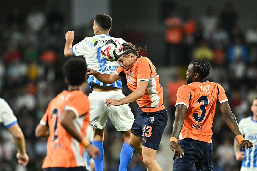 Universitatea Craiova-Başakşehir maçı hangi kanalda, saat kaçta? - 1. Resim