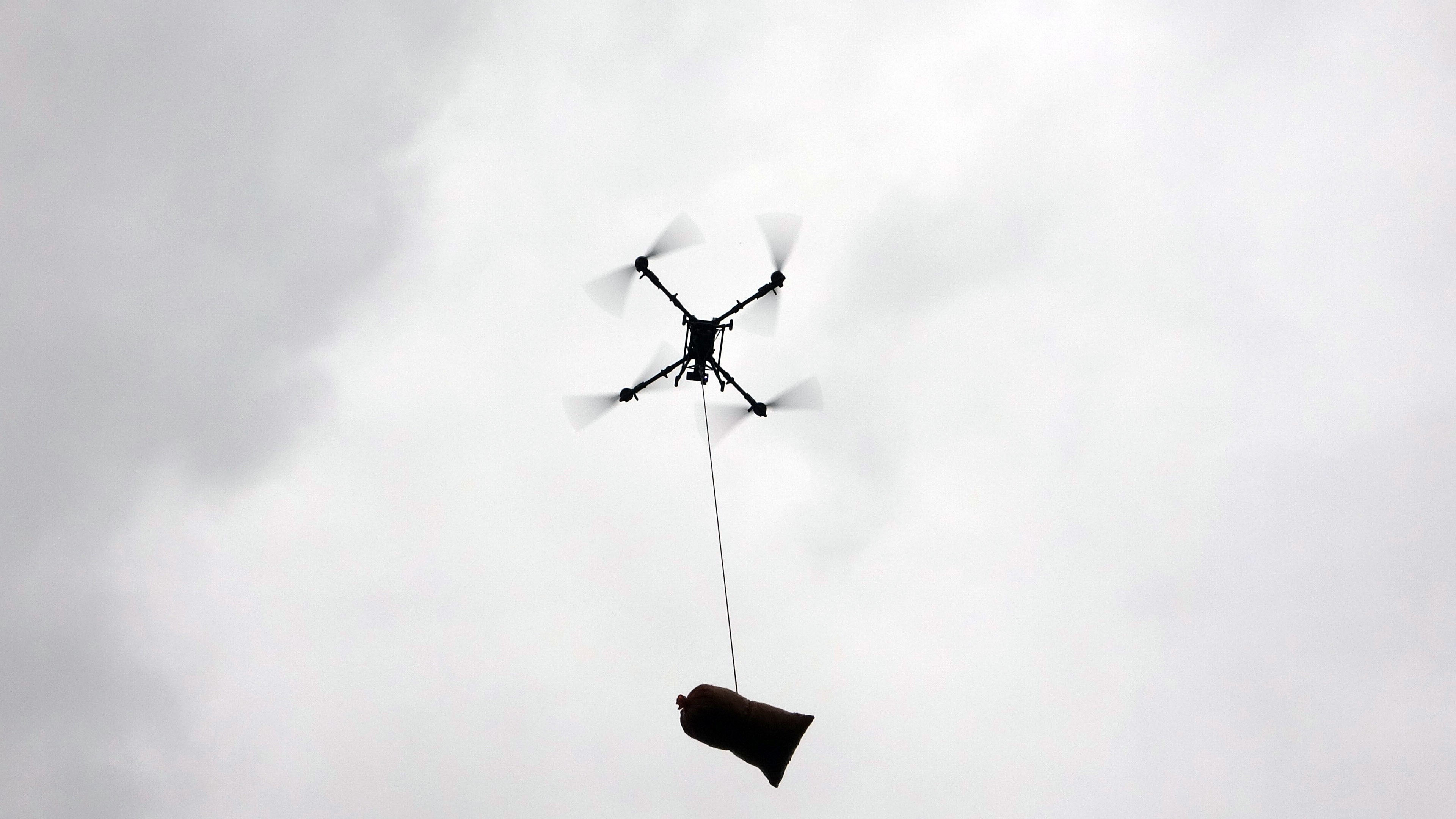 1 günlük işi 1 saatte yapıyorlar! Karadenizli çiftçinin derdine dronlu çözüm - 3. Resim