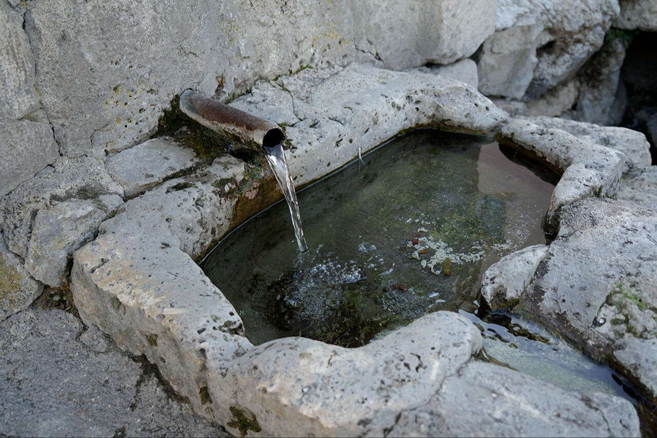 2 bin yıldır kesintisiz akıyor! Lejyonlar için yapılan ünlü Roma havuzu için harekete geçildi - 4. Resim