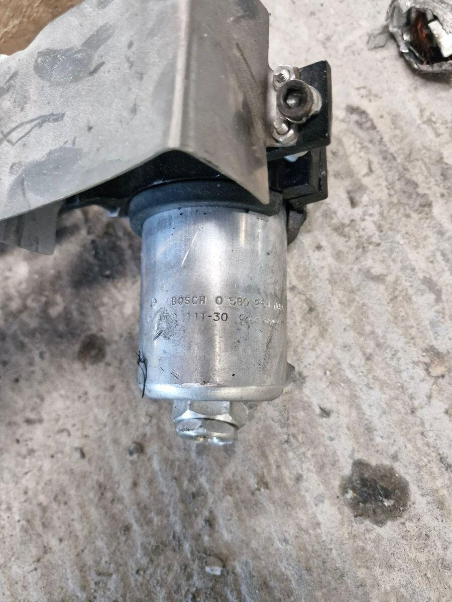 Azerbaycan B&uuml;y&uuml;kel&ccedil;iliği'ne roket saldırısı! - 1. Resim