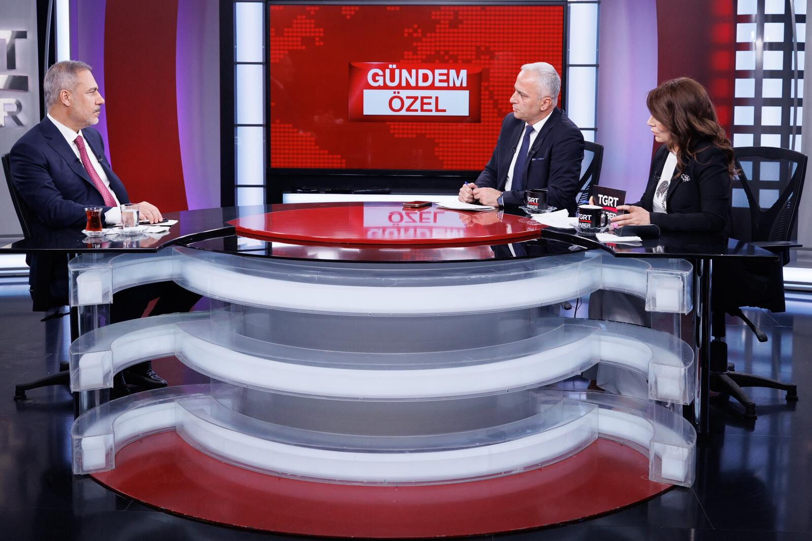 Bakan Fidan'dan muhalefetin saldırılarına net cevap: Ben takım oyuncusuyum, kaptanımız Cumhurbaşkanımız - 1. Resim