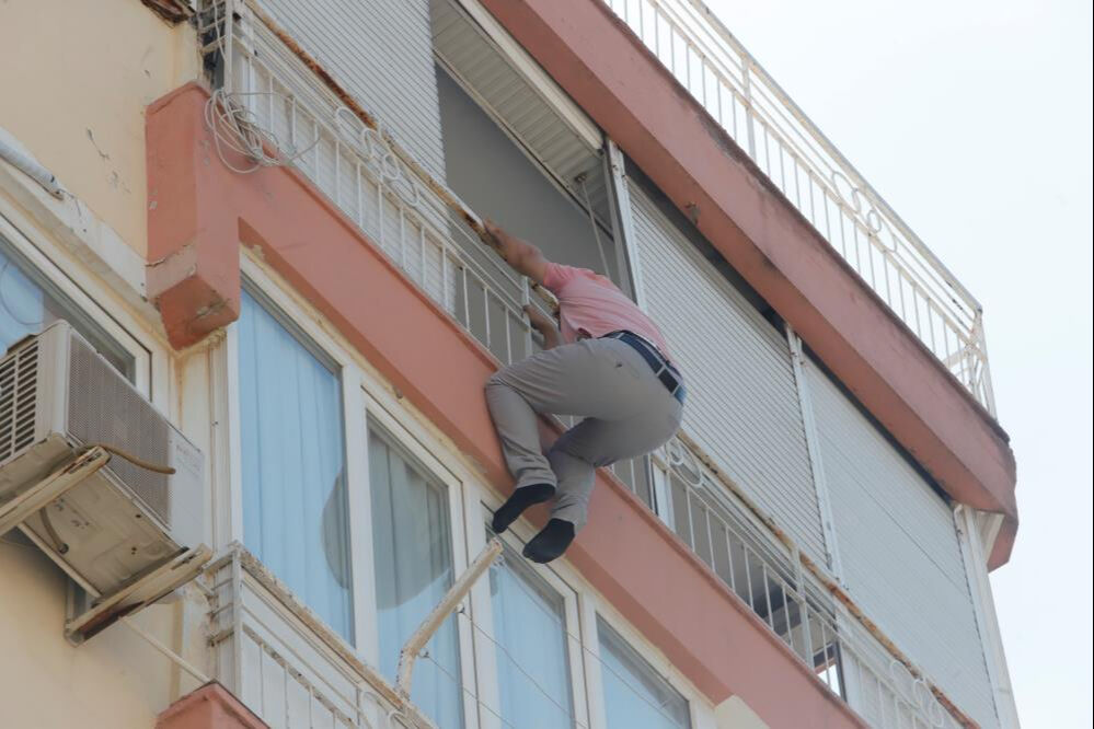 Eşinin bir cümlesiyle intihardan vazgeçti! Antalya'da hareketli anlar... - 1. Resim