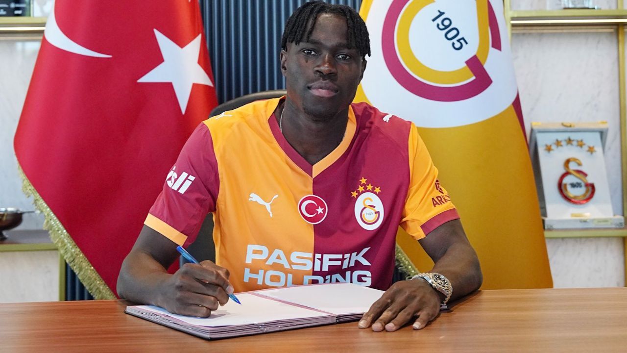 Galatasaray yeni transferini resmen duyurdu! İşte Stephane Singo'nun maliyeti Galatasaray yeni transferini resmen duyurdu! İşte Stephane Singo'nun maliyeti