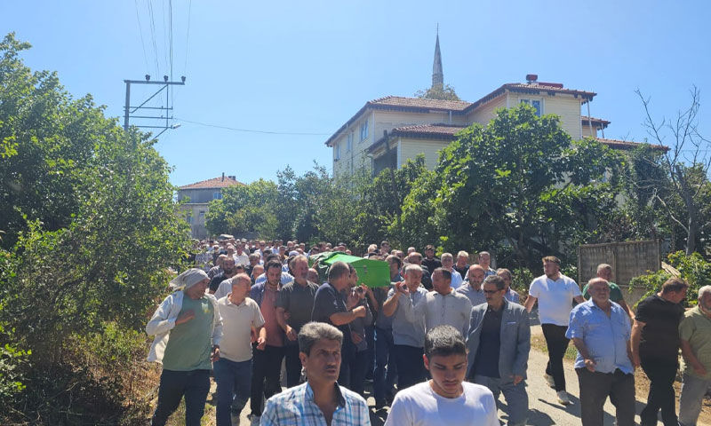 Gazetemizin acı g&uuml;n&uuml;! Sakarya B&uuml;rosu M&uuml;d&uuml;r&uuml; İhsan Ataseven hayatını kaybetti - 5. Resim