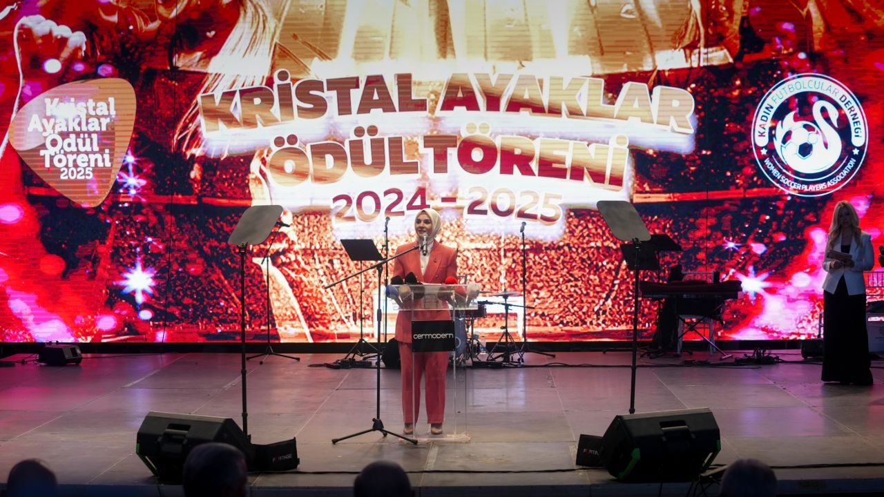 Emine Erdoğan’dan II. Kristal Ayaklar Ödül Töreni'ne mesaj Emine Erdoğan’dan II. Kristal Ayaklar Ödül Töreni'ne mesaj