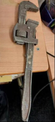 Müdür yardımcısını metal bir cisimle darbetmişti! Mahkeme kararını verdi - 3. Resim