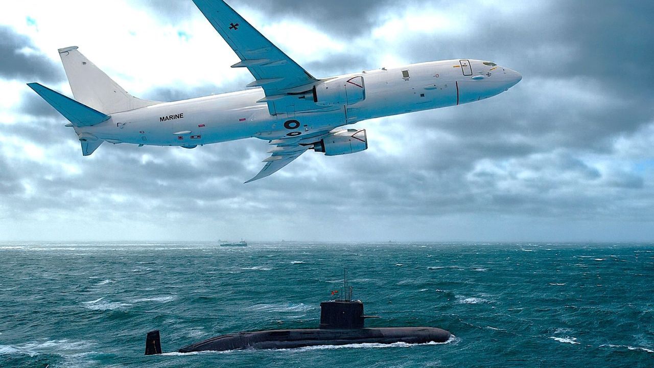 NATO tetikte! Sessiz Rus denizaltıları ABD uçak gemisini çembere aldı NATO tetikte! Sessiz Rus denizaltıları ABD uçak gemisini çembere aldı