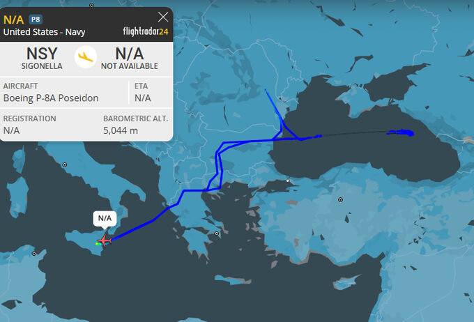 NATO tetikte! Sessiz Rus denizaltıları ABD uçak gemisini çembere aldı - 1. Resim
