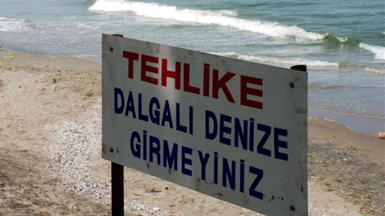 Sakarya'da denize girmek yasak mı, Rip Dalgası nedir? 3 ilde yasak devam ediyor Sakarya'da denize girmek yasak mı, Rip Dalgası nedir? 3 ilde yasak devam ediyor