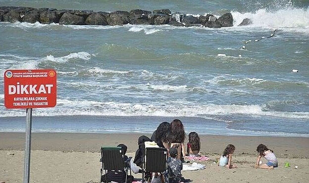 Sakarya'da denize girmek yasak mı, Rip Dalgası nedir? 3 ilde yasak devam ediyor - 3. Resim