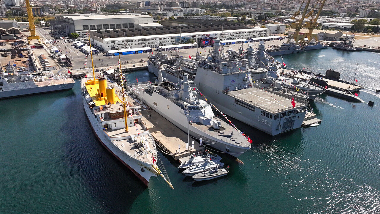 Selçuk Bayraktar TGRT Haber'de: Herkesi Mavi Vatan'ın kalbinin attığı yere bekliyoruz - 3. Resim