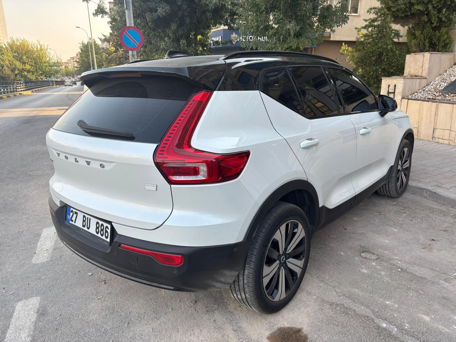 1.8 milyona sıfır araç aldı, hayatının şokunu yaşadı! Bayinin cevabı sonrası soluğu mahkeme aldı 1.8 milyona sıfır araç aldı, hayatının şokunu yaşadı! Bayiden aldığı cevap sonrası soluğu mahkeme aldı - 2. Resim