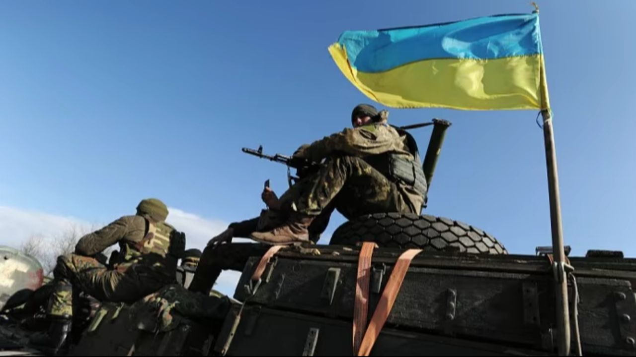 ABD'den Ukrayna'ya 825 milyar dolarlık silah satışı! ABD'den Ukrayna'ya 825 milyar dolarlık silah satışı!
