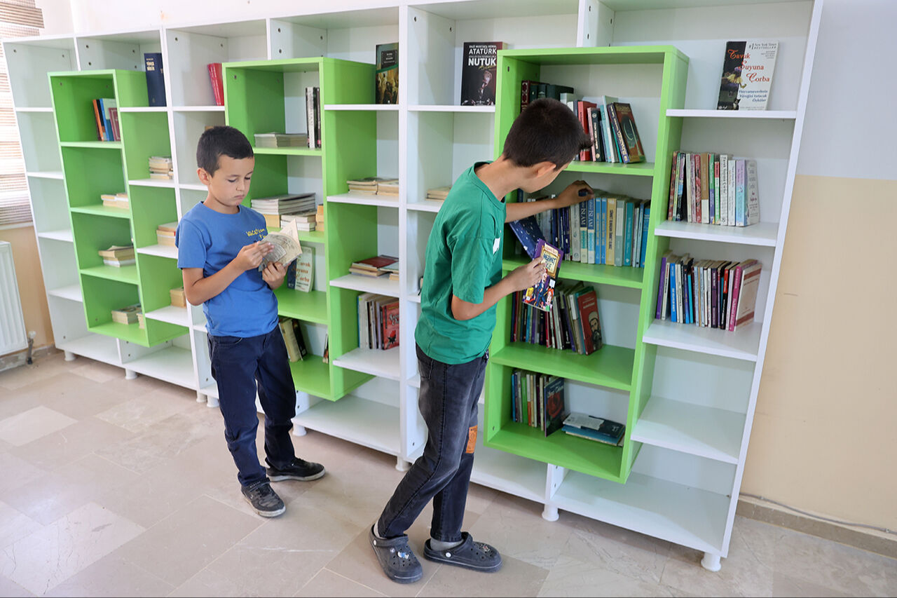 Kanser hastası ağabeyin hayali gerçekleşti! Recep Özyurt'un adı kütüphanede yaşayacak - 4. Resim