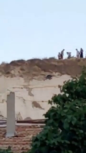 Nevşehir'de korku dolu anlar! Dengesini kaybeden turist vadiye düştü: O anlar kamerada - 2. Resim