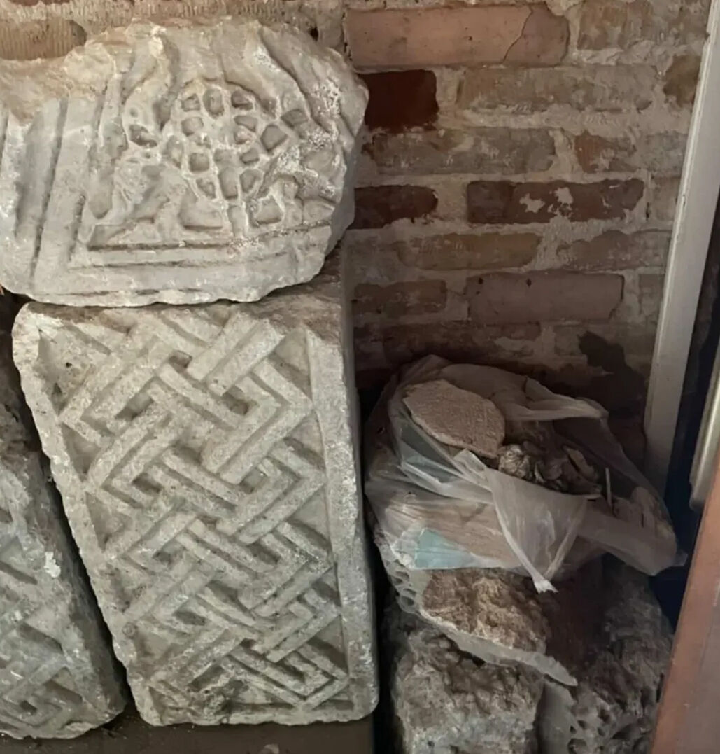 Selçuklu Sultanı 1. İzzettin Keykavus'un türbesindeki bakımsızlık tepki çekti - 1. Resim