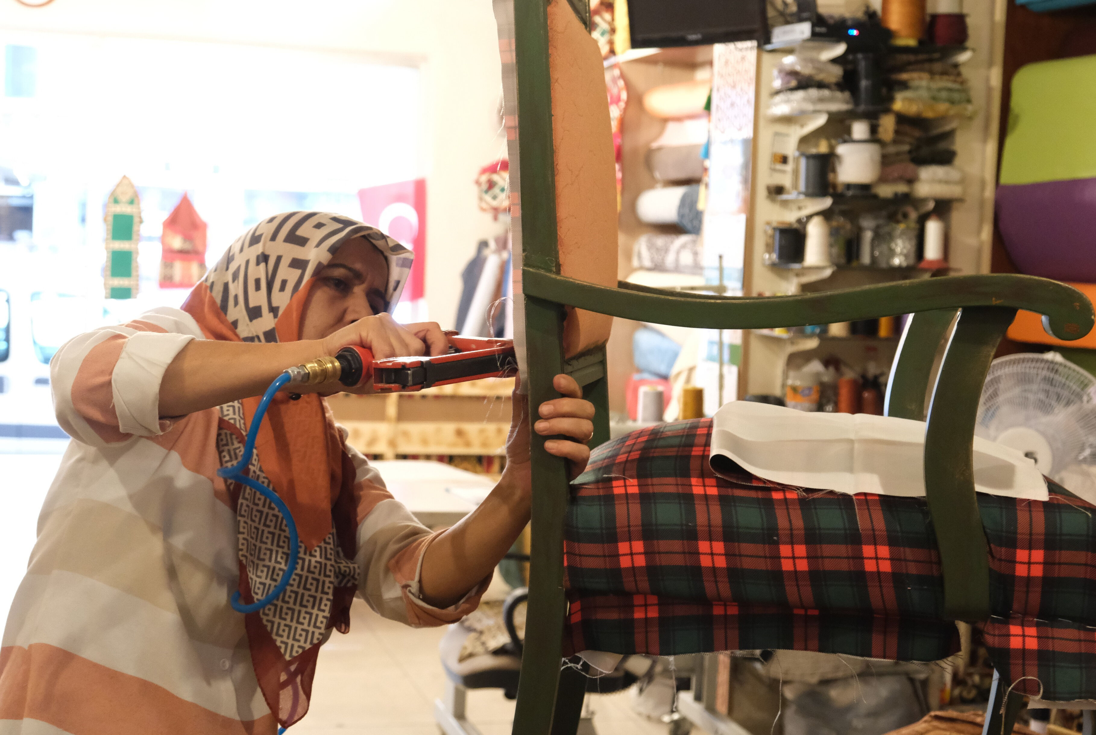 Türkiye'de bu işi yapan 15 kadından 1'i: Evimizi geçindiriyoruz, hamdolsun işimiz iyi - 1. Resim