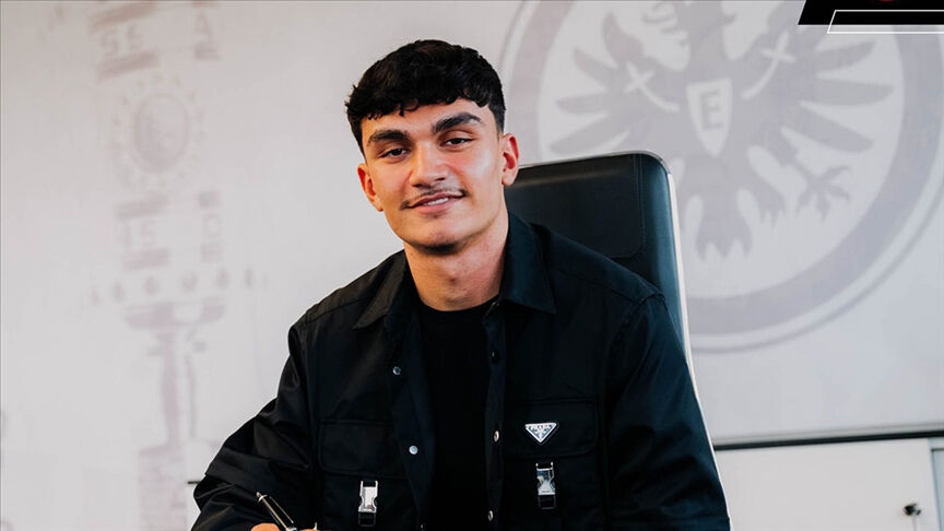 18 Eylül'de Galatasaray'ın karşısına çıkacak! Can Uzun Bundesliga'da fırtına gibi esiyor - 1. Resim