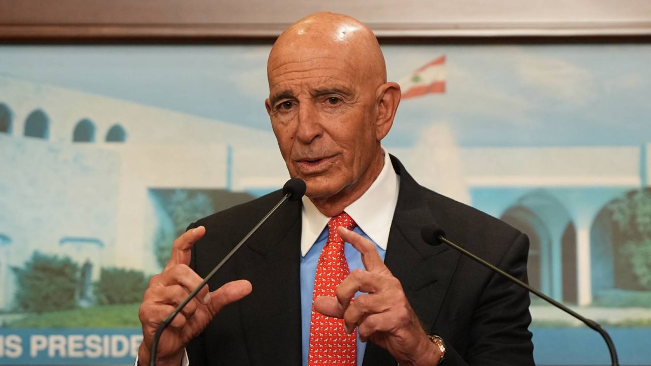 ABD'nin Ankara Büyükelçisi Tom Barrack'tan Suriye çıkışı! "Üç harflilerden uzak duruyorum" ABD'nin Ankara Büyükelçisi Tom Barrack'tan Suriye çıkışı! "Üç harflilerden uzak duruyorum"