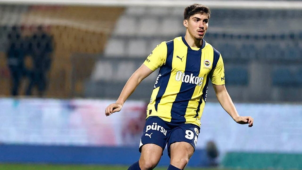 Fenerbahçe’ye transfer piyangosu! Genç oyuncu Yusuf Akçiçek 22 milyon avroya transfer oldu iddiası - 1. Resim