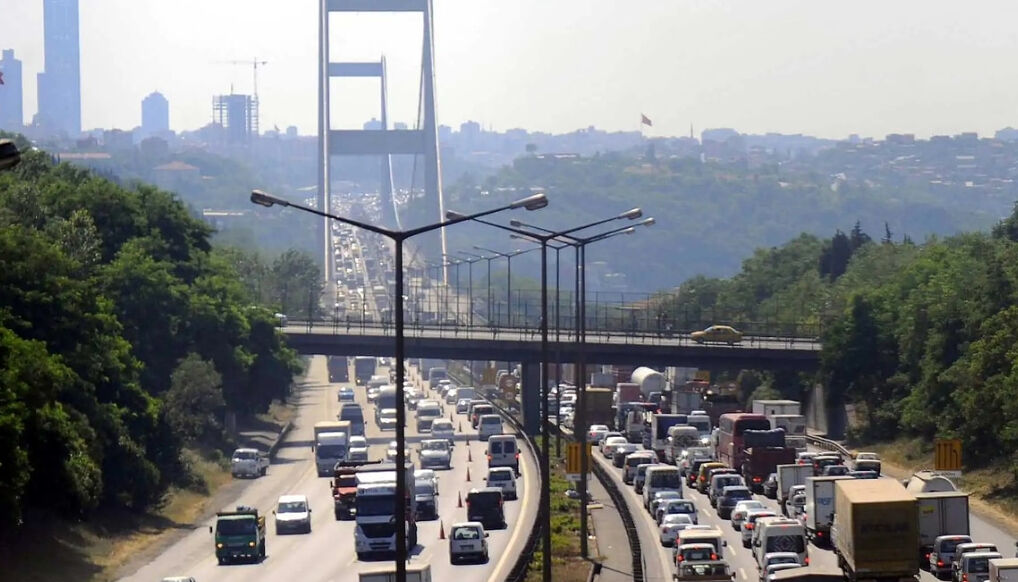 FSM k&ouml;pr&uuml;s&uuml; kapalı mı? Fatih Sultan Mehmet K&ouml;pr&uuml;s&uuml;nde son durum araştırılıyor - 1. Resim