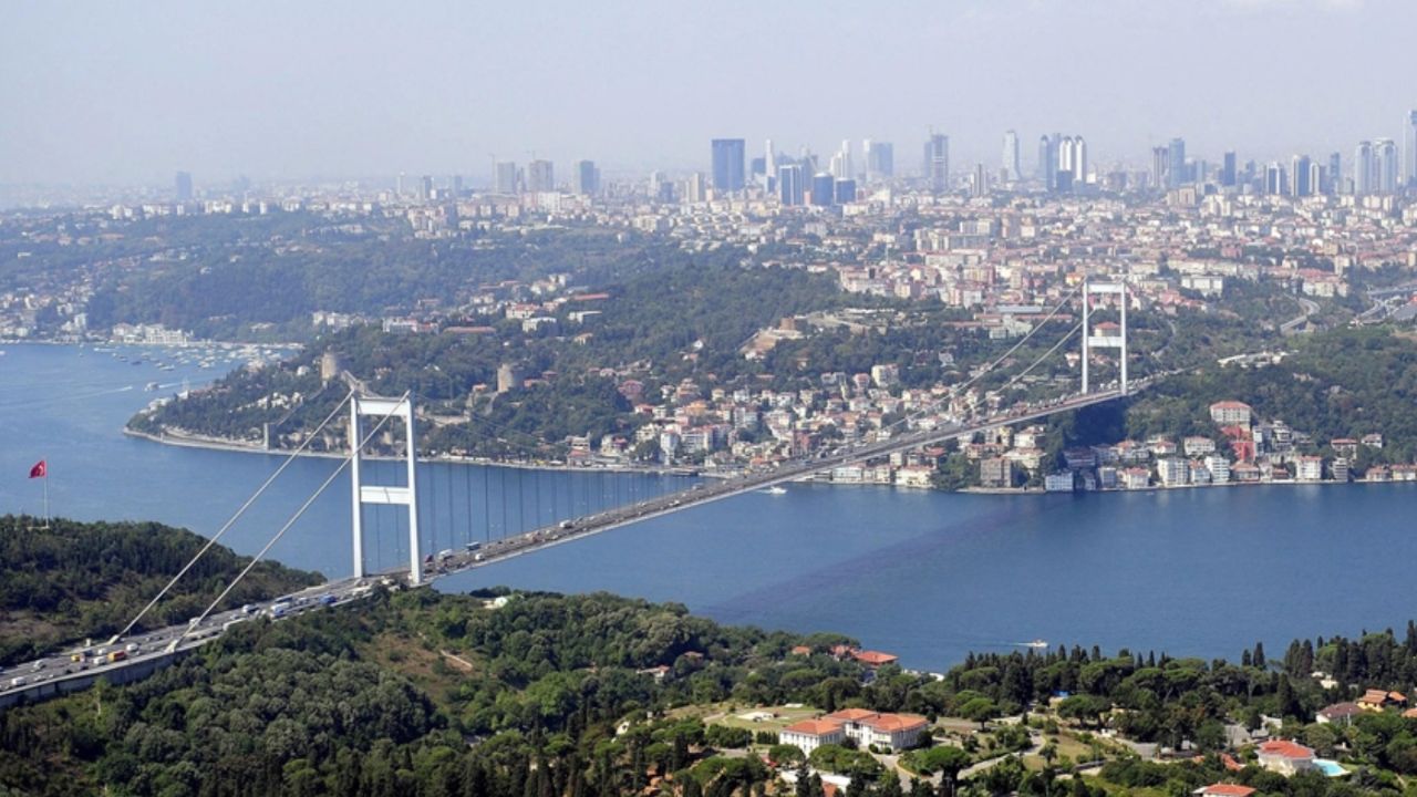 FSM köprüsü kapalı mı? Fatih Sultan Mehmet Köprüsü'nde son durum araştırılıyor FSM köprüsü kapalı mı? Fatih Sultan Mehmet Köprüsü'nde son durum araştırılıyor