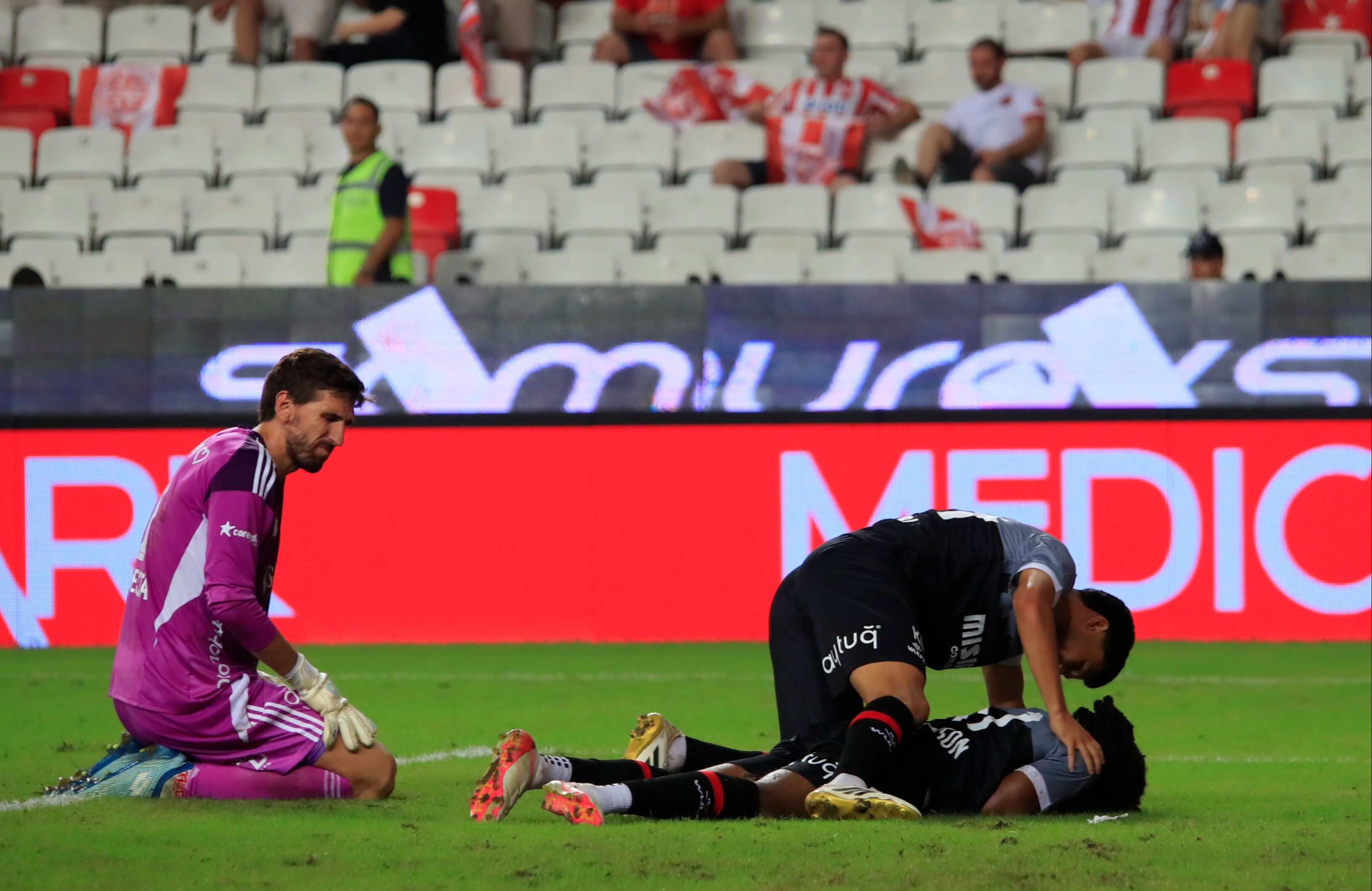 Galibiyet 90+3'te geldi! Fatih Karagümrük, Antalyaspor deplasmanından 3 puanla döndü - 5. Resim