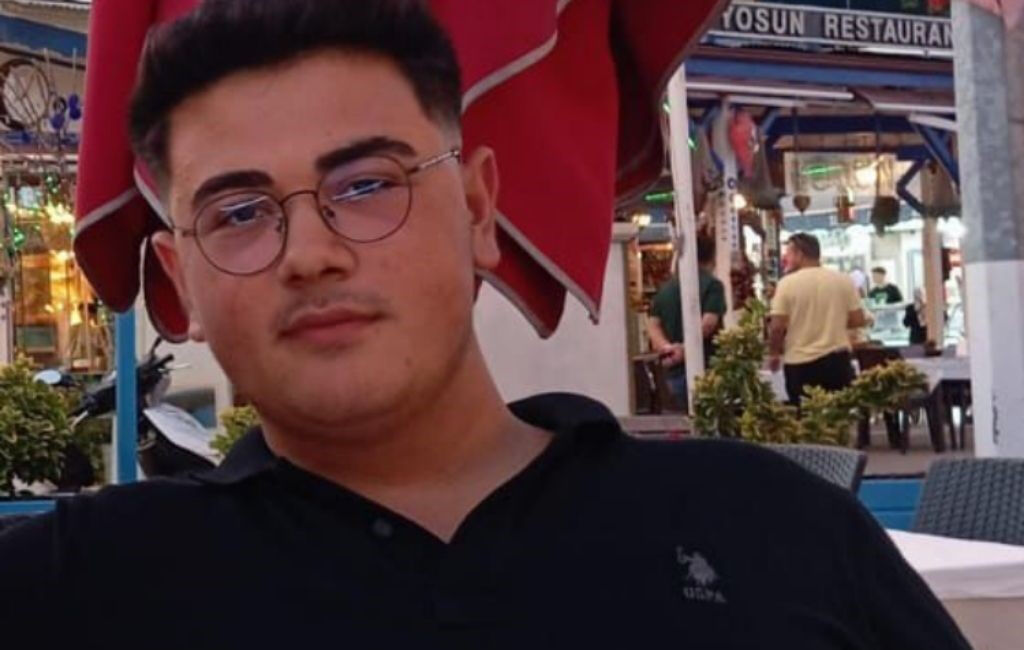 İstanbul'da festivalde feci olay! Elektrik akımına kapılan genç can verdi - 1. Resim