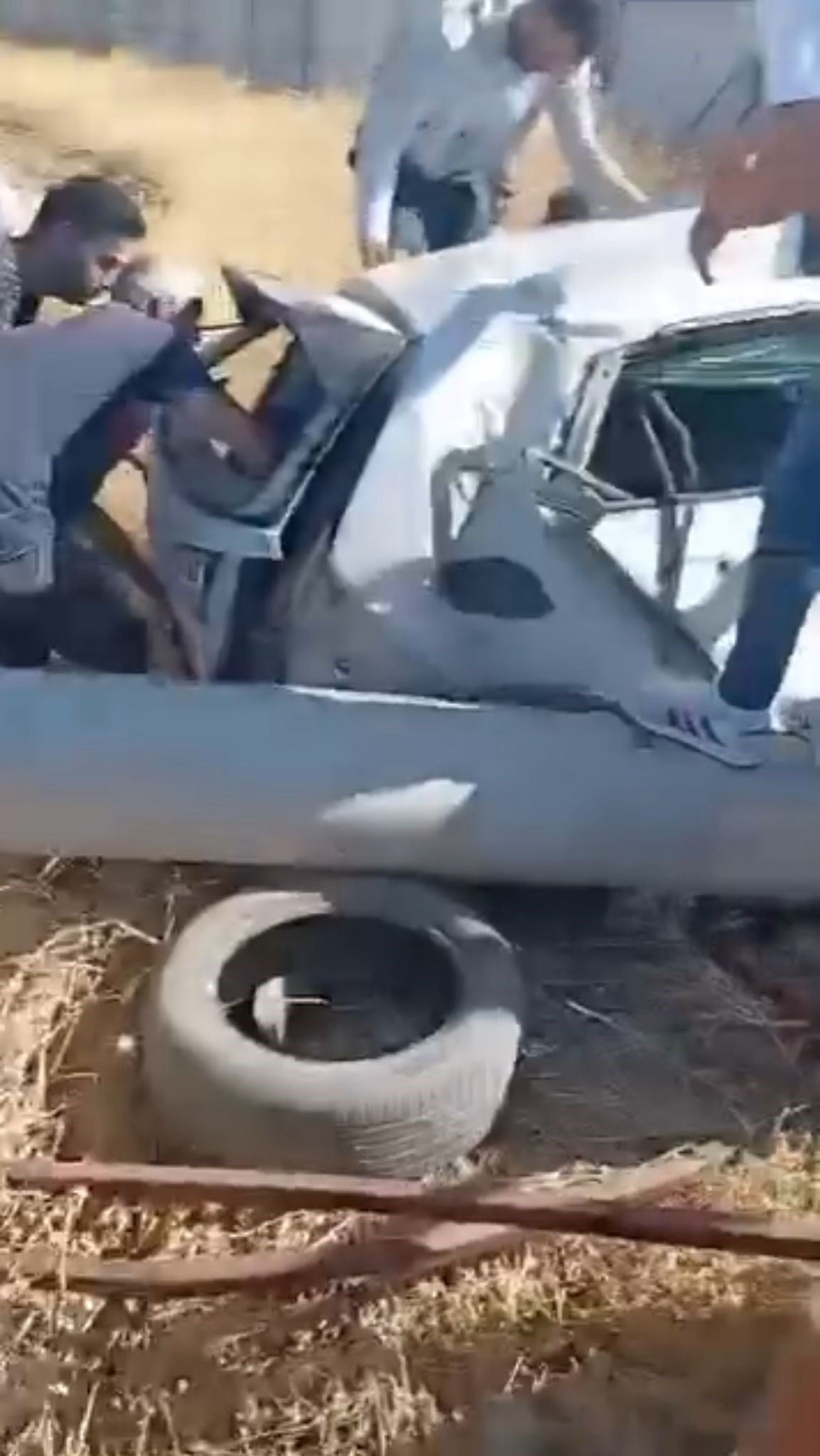 Ehliyetsiz çocuk sürücü kavşakta belediye otobüsüne çarptı! 13 yaşındaki kuzeni can verdi - 2. Resim