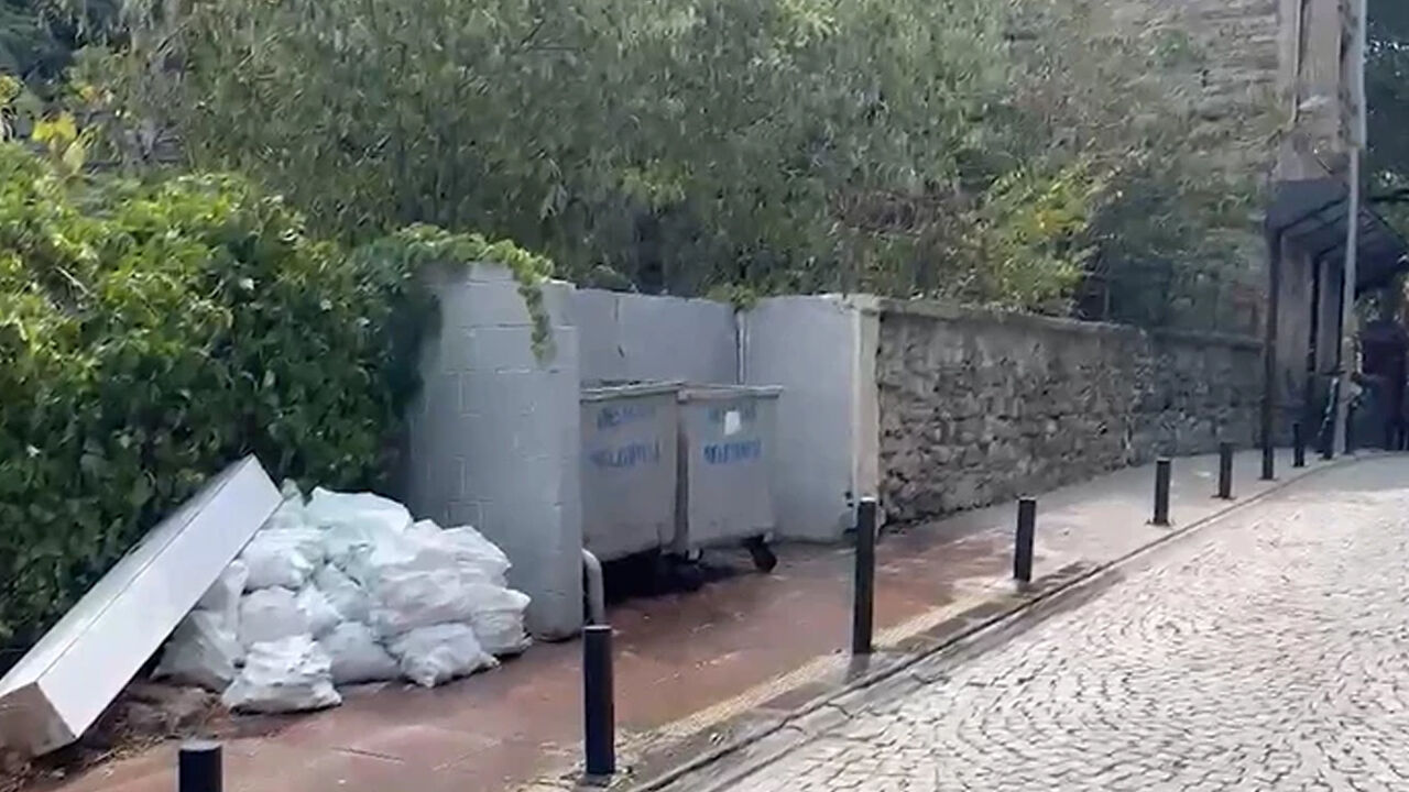 İstanbul'un göbeğinde vahşet: Çöpte yanık ve kesikleri olan bebek bulundu! - 1. Resim