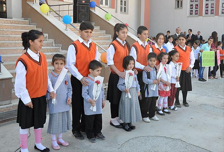 Öğrencilere siyah ayakkabı zorunlu mu? MEB noktayı koydu - 1. Resim