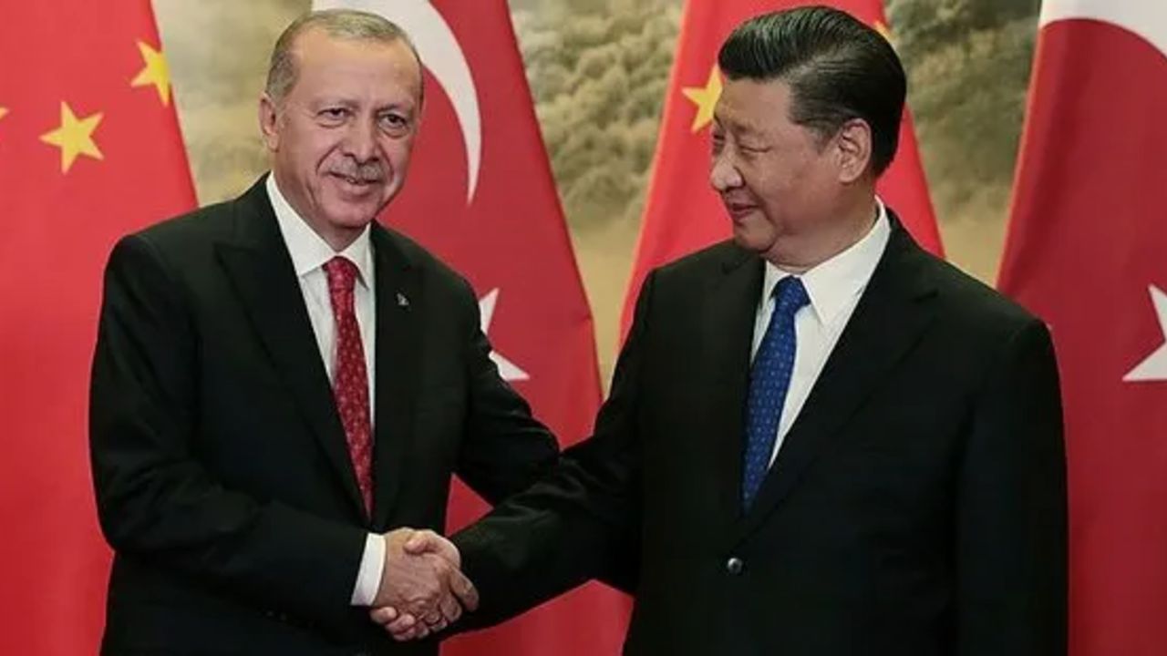 Xi Jinping Cumhurbaşkanı Erdoğan’a övgü yağdırdı! "Türkiye yükselen güçlerin öncüsü" Xi Jinping Cumhurbaşkanı Erdoğan’a övgü yağdırdı! "Türkiye yükselen güçlerin öncüsü"