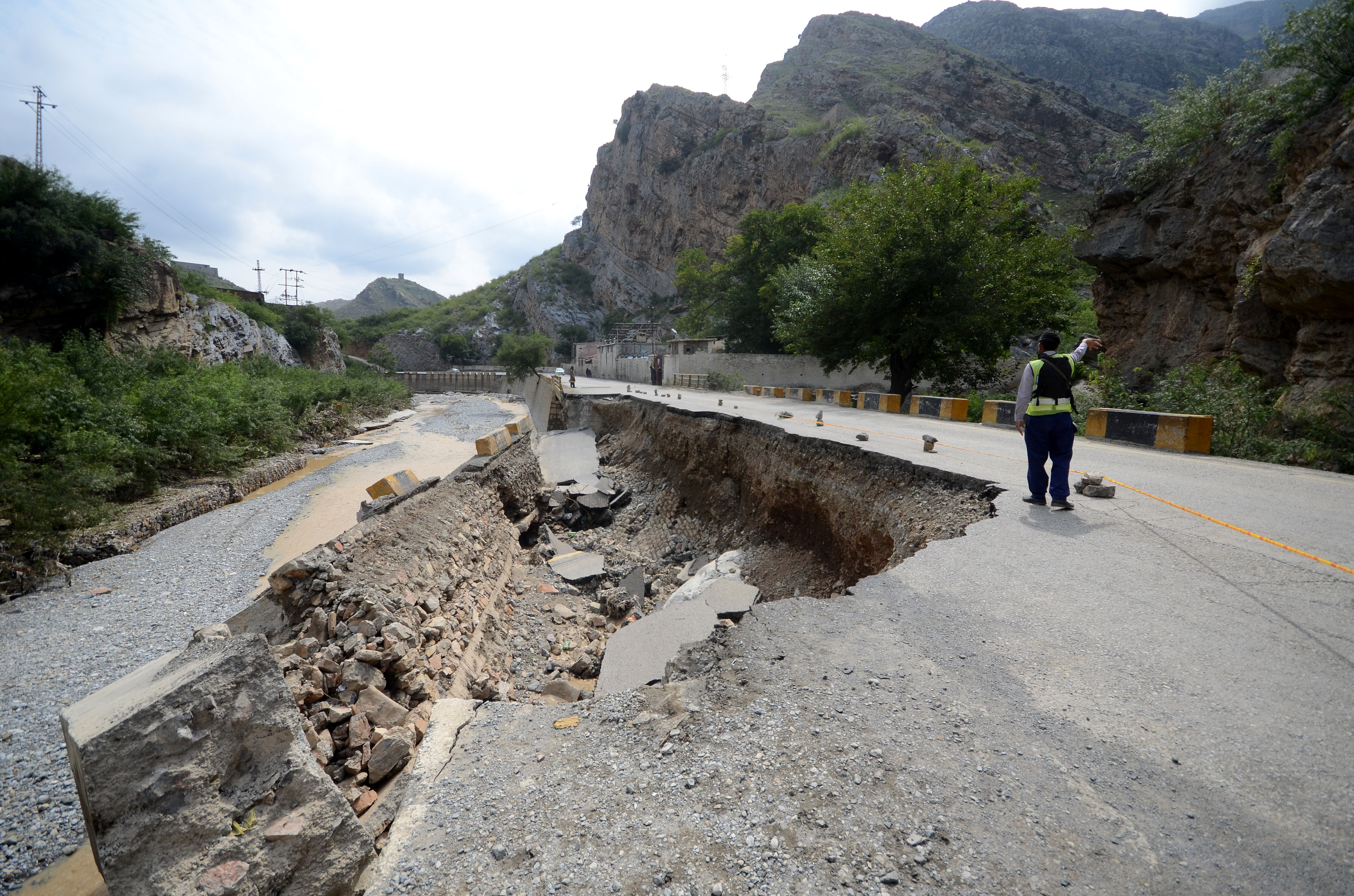 Afganistan'daki depremde kaç kişi öldü? İşte son depremin bilançosu, yüzlerce can kaybı... - 4. Resim