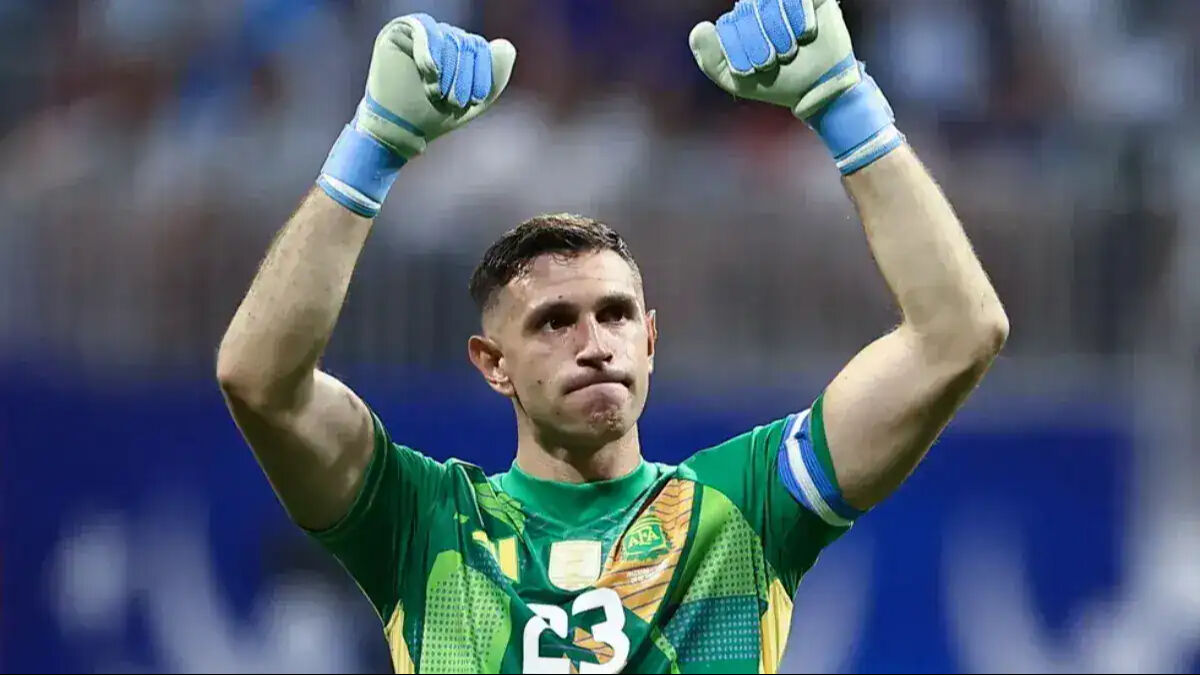 Emiliano Martinez kimdir, Galatasaray'a transfer oldu mu? - 3. Resim