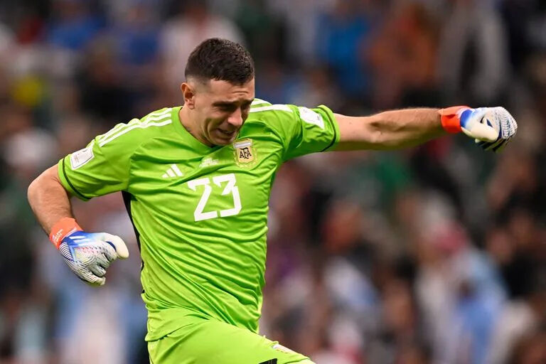 Emiliano Martinez kimdir, Galatasaray'a transfer oldu mu? - 2. Resim