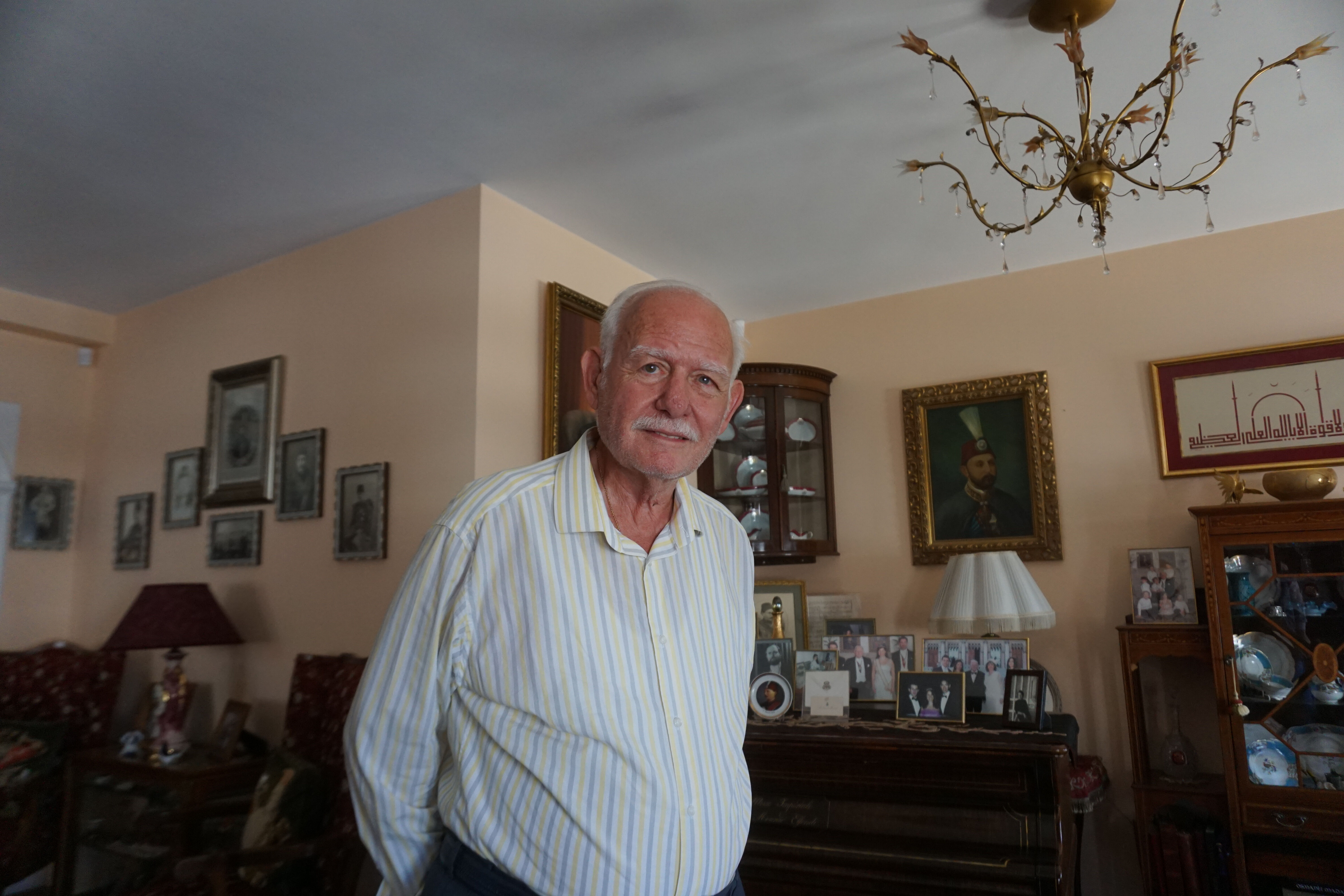 Hayatını kaleme alan Şehzade Osman Selahaddin Efendi: Saraylara bakınca h&uuml;z&uuml;nlenmiyor ş&uuml;krediyorum! - 1. Resim