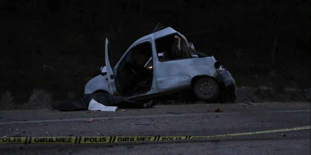 Kastamonu'da feci kaza: 2 kişi öldü, 5 kişi yaralandı - 1. Resim