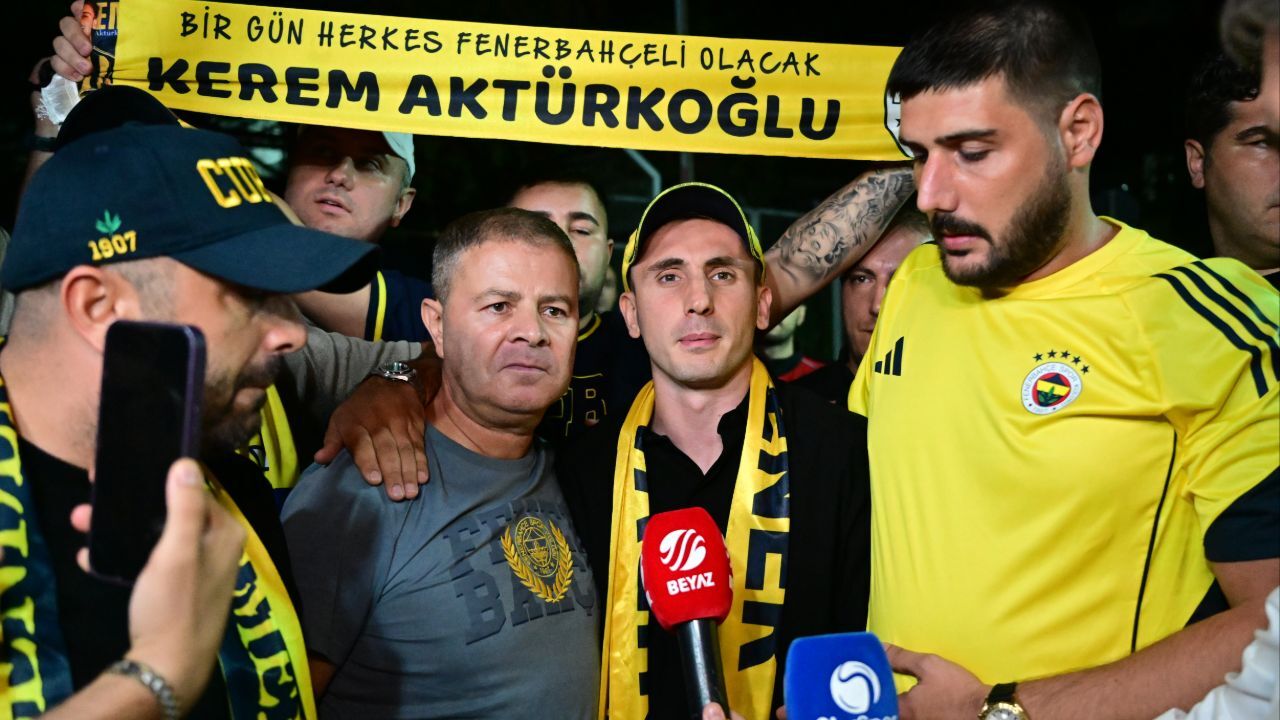 Kerem Aktürkoğlu'na şeref tepkisi! Kerem Aktürkoğlu'na şeref tepkisi!