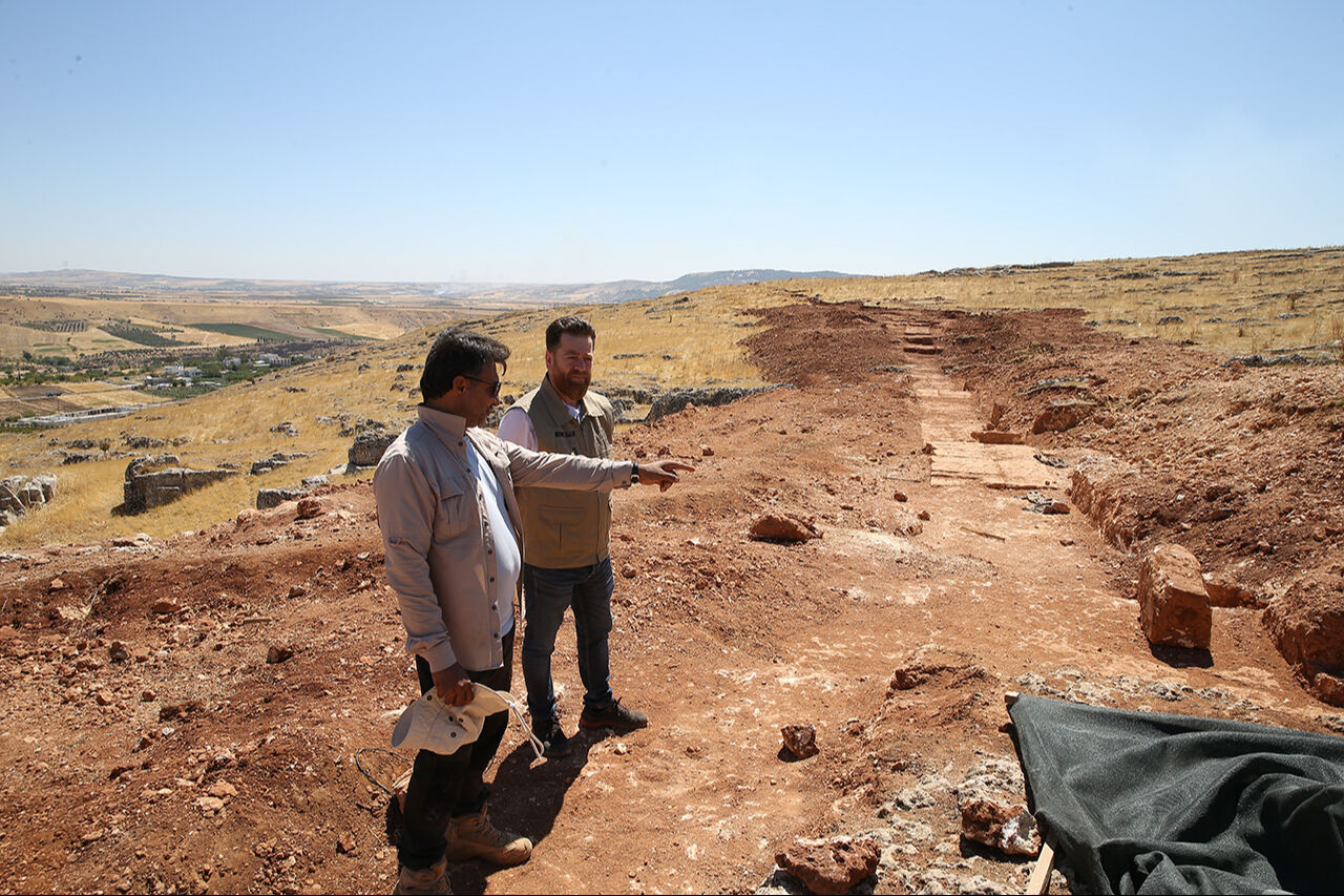 Mezar odasında bulunan figür heyecanlandırdı! Arkeologların karşısına ilk defa çıktı - 1. Resim