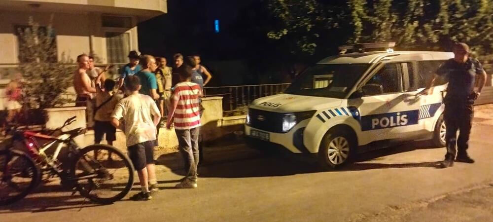 Muğla'da Menteşe Belediye Başkanı Gonca K&ouml;ksal Aras'ın evine molotoflu saldırı! - 3. Resim