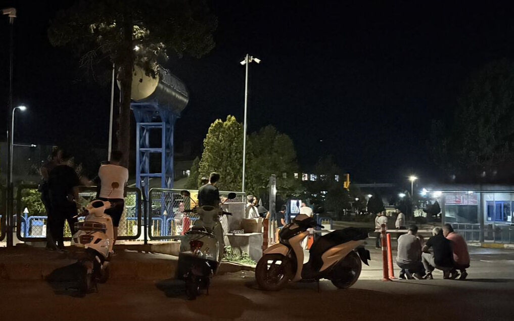 Sakarya'da fabrikada feci olay: Çelik borular ile duvar arasında sıkışan işçi can verdi - 1. Resim