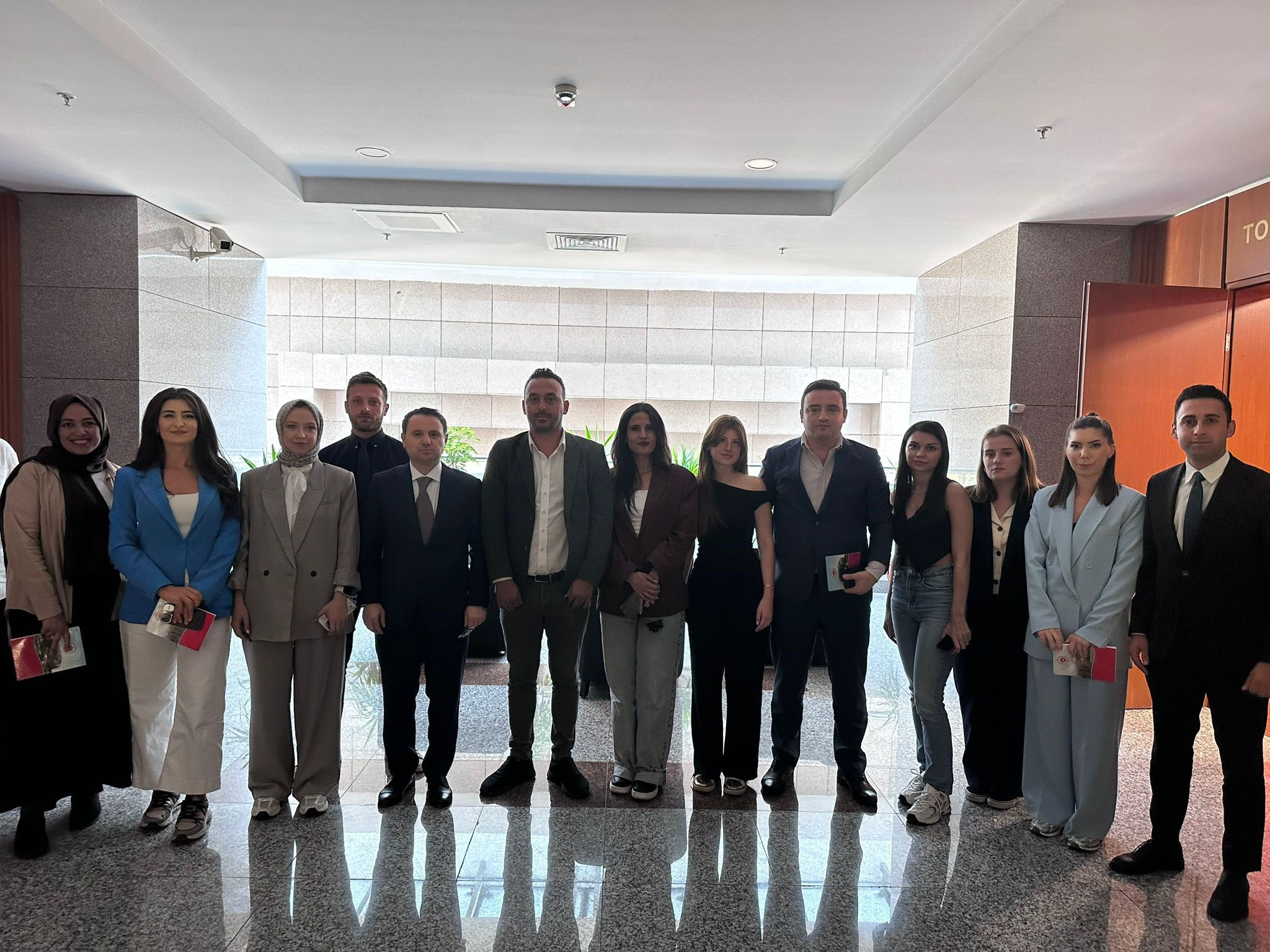 Tüm gözler onun üzerinde! Akın Gürlek'ten İBB soruşturması açıklaması: İspat edin, hemen tahliye edelim - 2. Resim