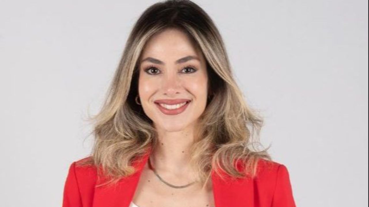 Aslı Cankat kimdir, ne iş yapar, kaç yaşında ve nerelidir? Hayatta Her Şey Var ile ekranlara döndü Aslı Cankat kimdir, ne iş yapar, kaç yaşında ve nerelidir? Hayatta Her Şey Var ile ekranlara döndü