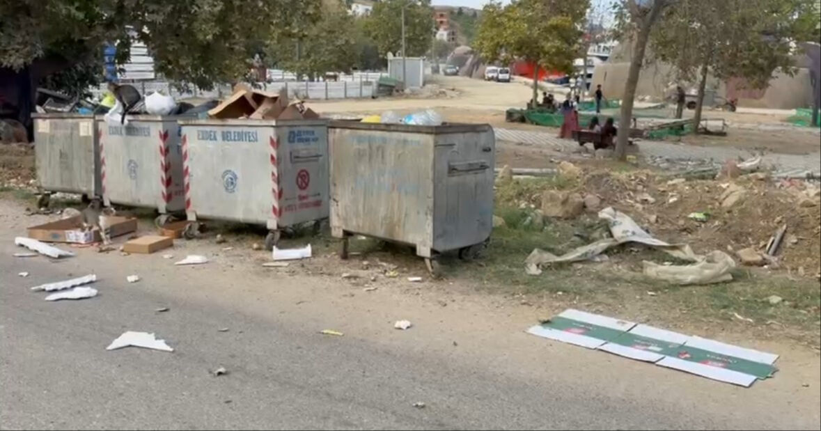 Bu köyde olmaması gereken her şey var! Kanalizasyon suyu, çöp dağları, sanayi atığı... - 2. Resim