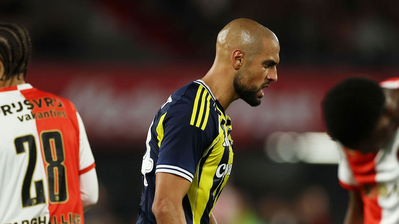 Fenerbahçe'de bir gecede 4 yıldızla yollar ayrıldı: Eleştiri oklarının hedefindeydi - 3. Resim