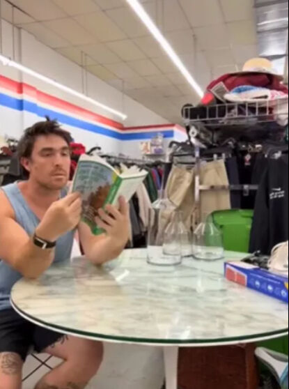 İkinci el dükkanından 4 bin 500 TL'ye aldı! Gerçek değeri dudak uçuklattı - 1. Resim