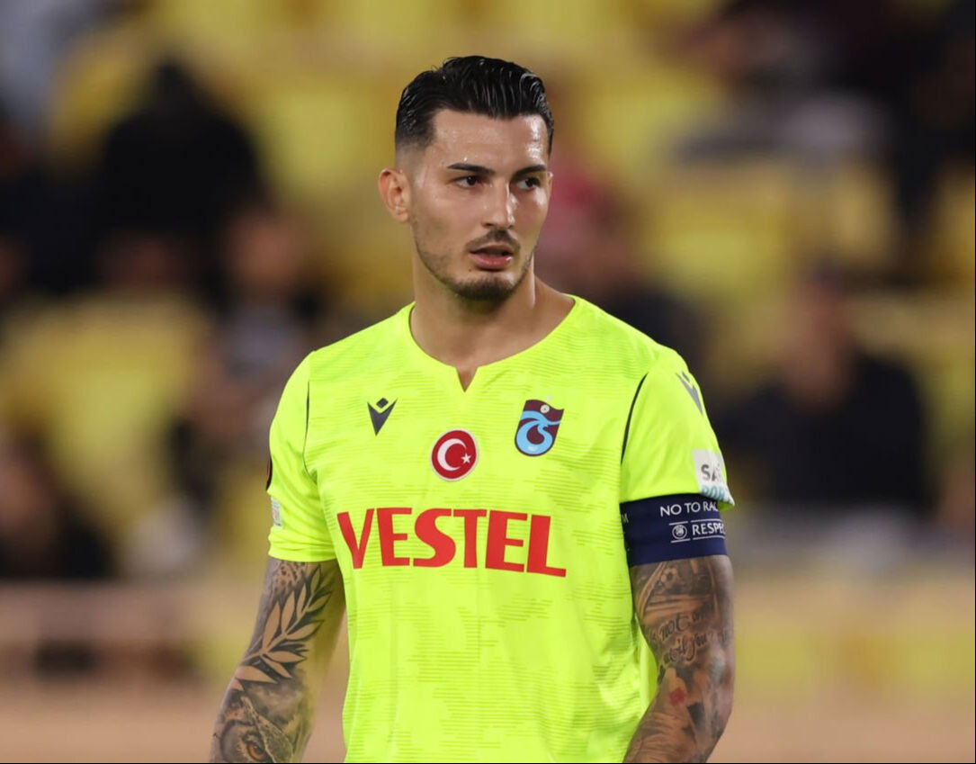 Trabzonspor'da Uğurcan Çakır öfkesi: Taraftar ayağa kalktı, istifa çağrısı - 3. Resim